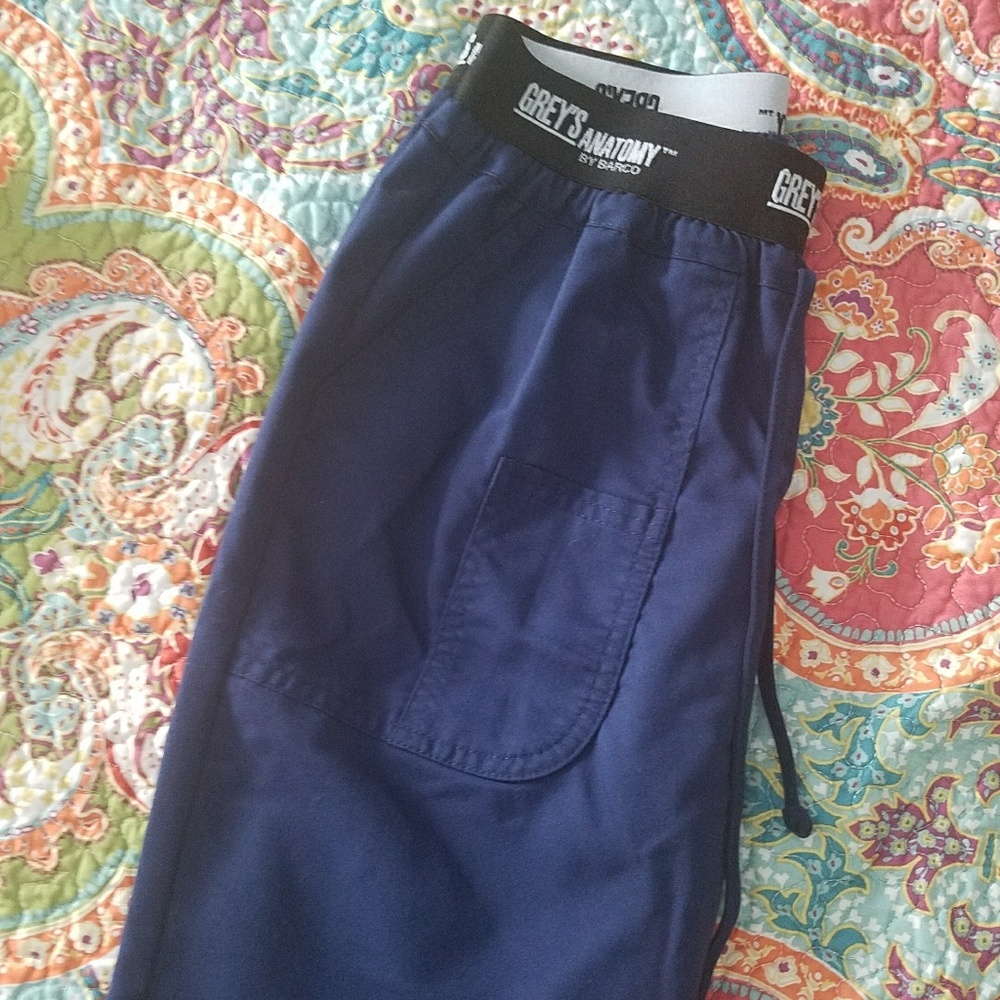 Scrub pants